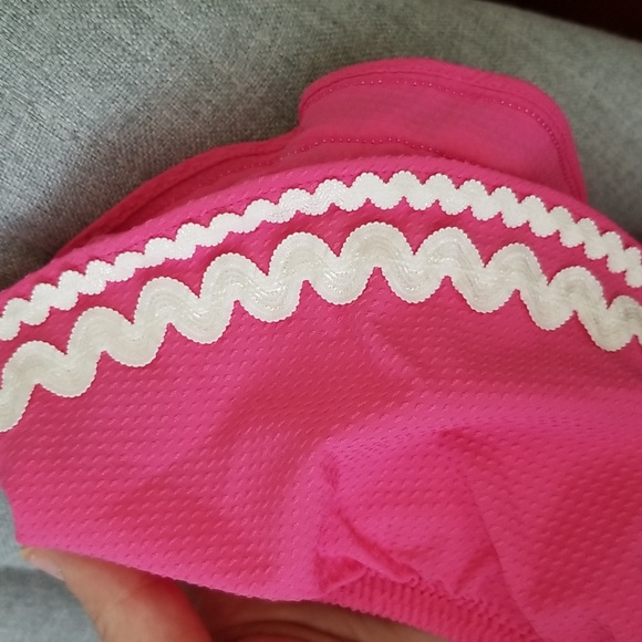 J Crew One-shoulder Ruffle One Piece Swimsuit With Rickrack, Size 8 -- NWT - Picture 7 of 9